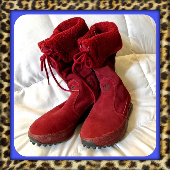 👑✅PRICE FIRM✅NO OFFERS👑RARE Adidas Burgundy Sports Boots - Picture 1 of 15